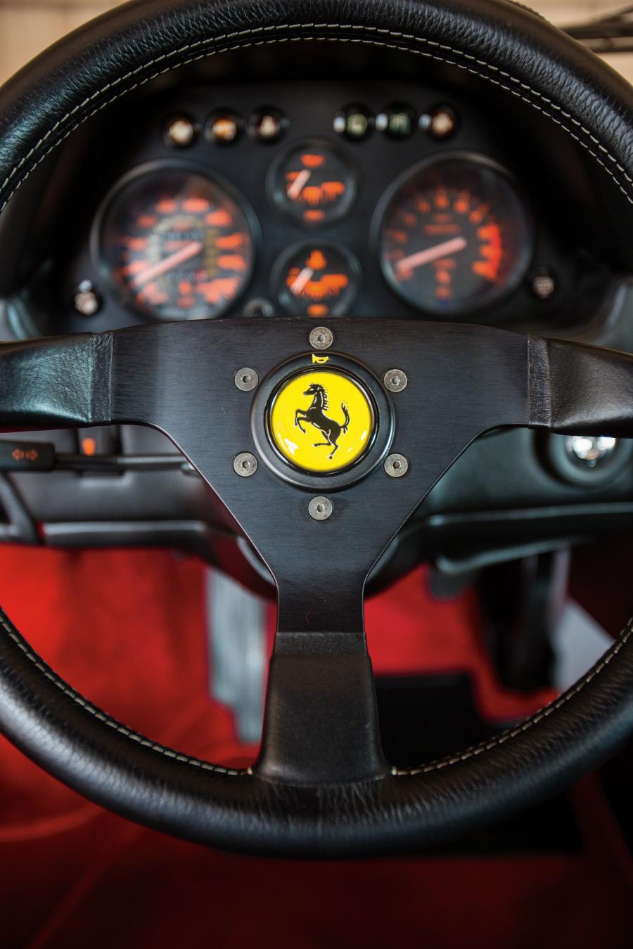  Ferrari 328 GTS Red 1989 года  (фото 13 из 20)